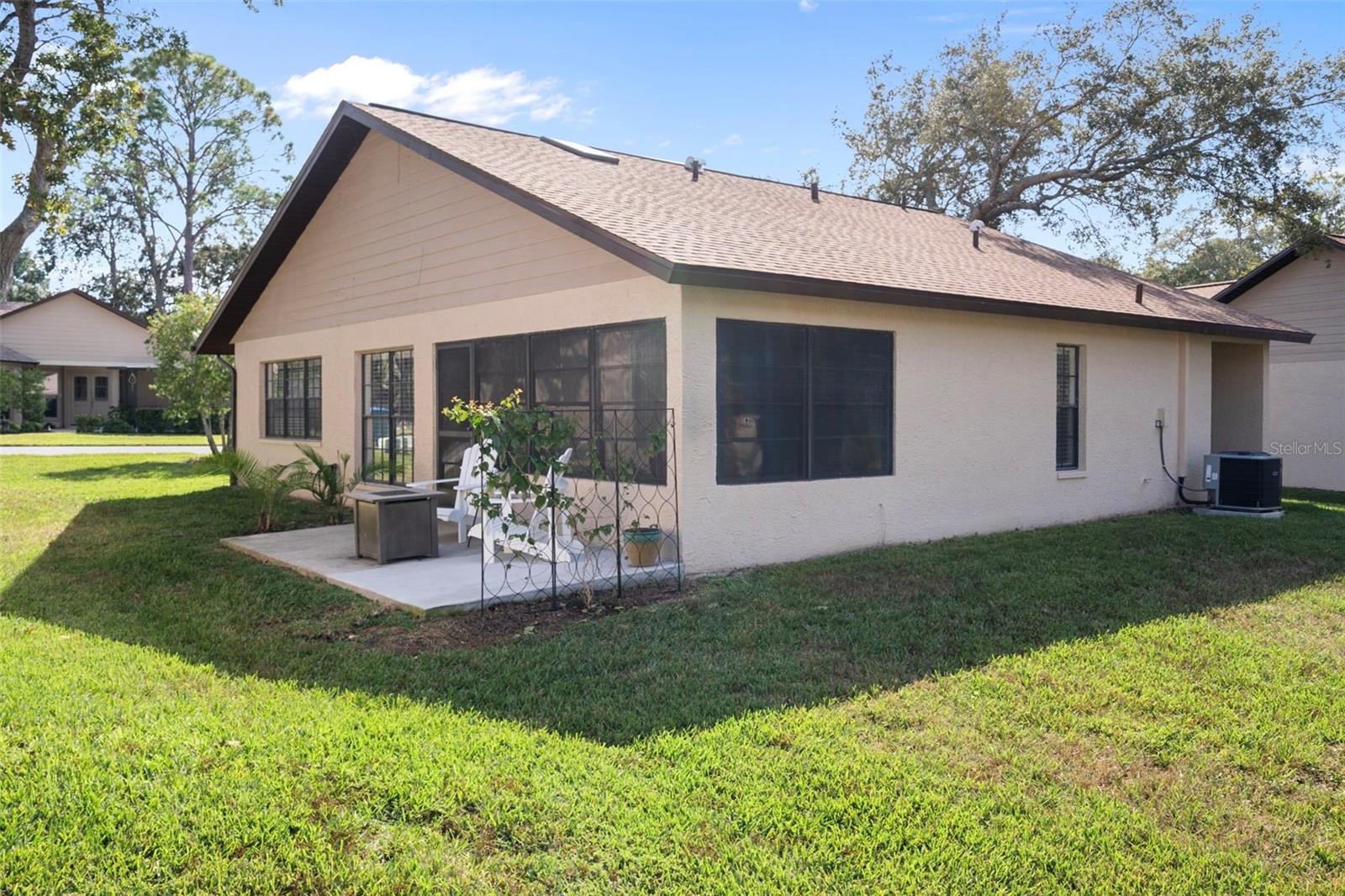 Image 40 of 65 For 6732 Oak Cluster Circle