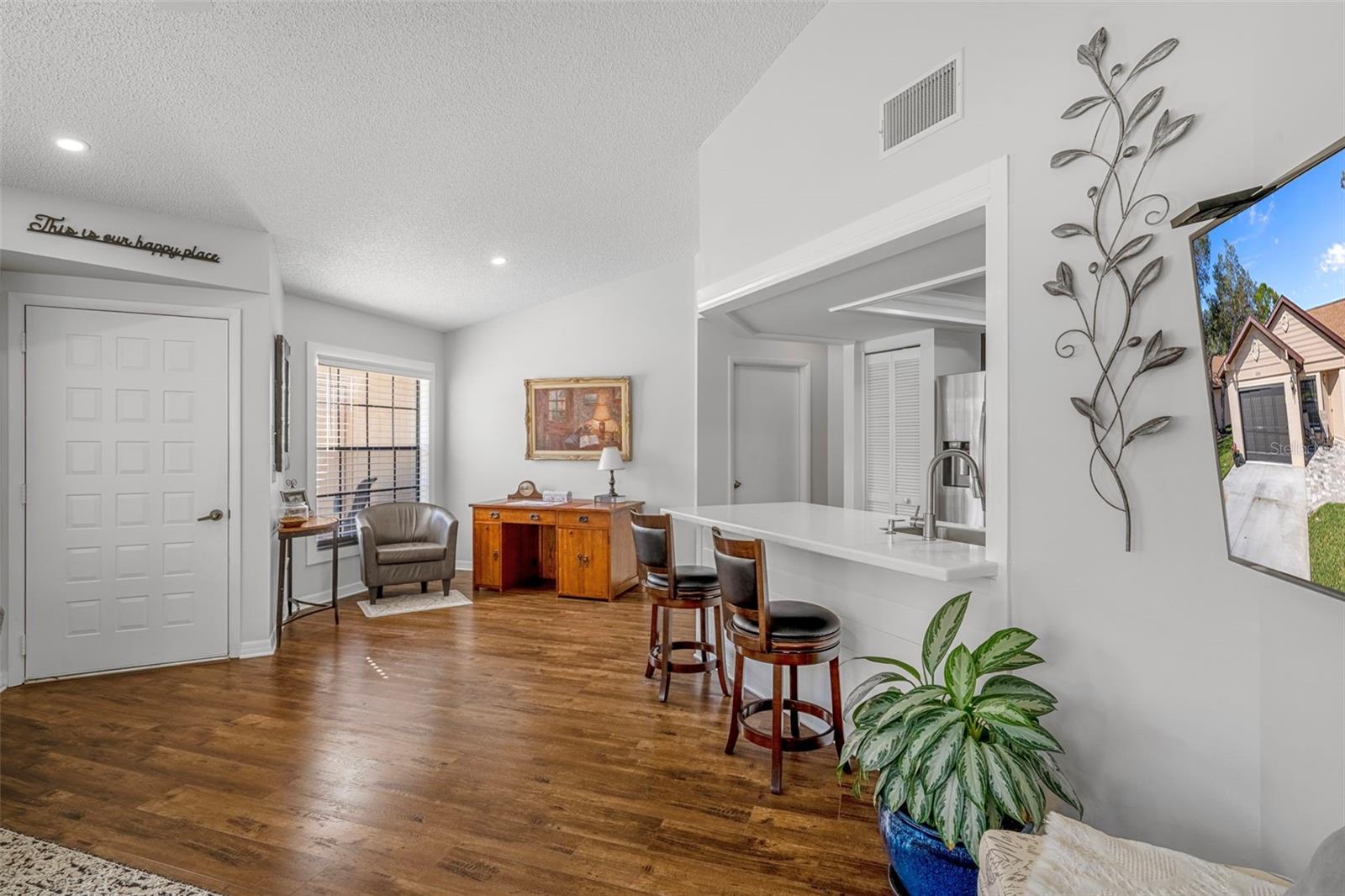 Image 9 of 65 For 6732 Oak Cluster Circle