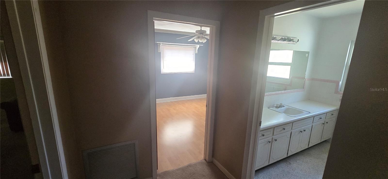 Image 20 of 31 For 5067 Mockingbird Drive