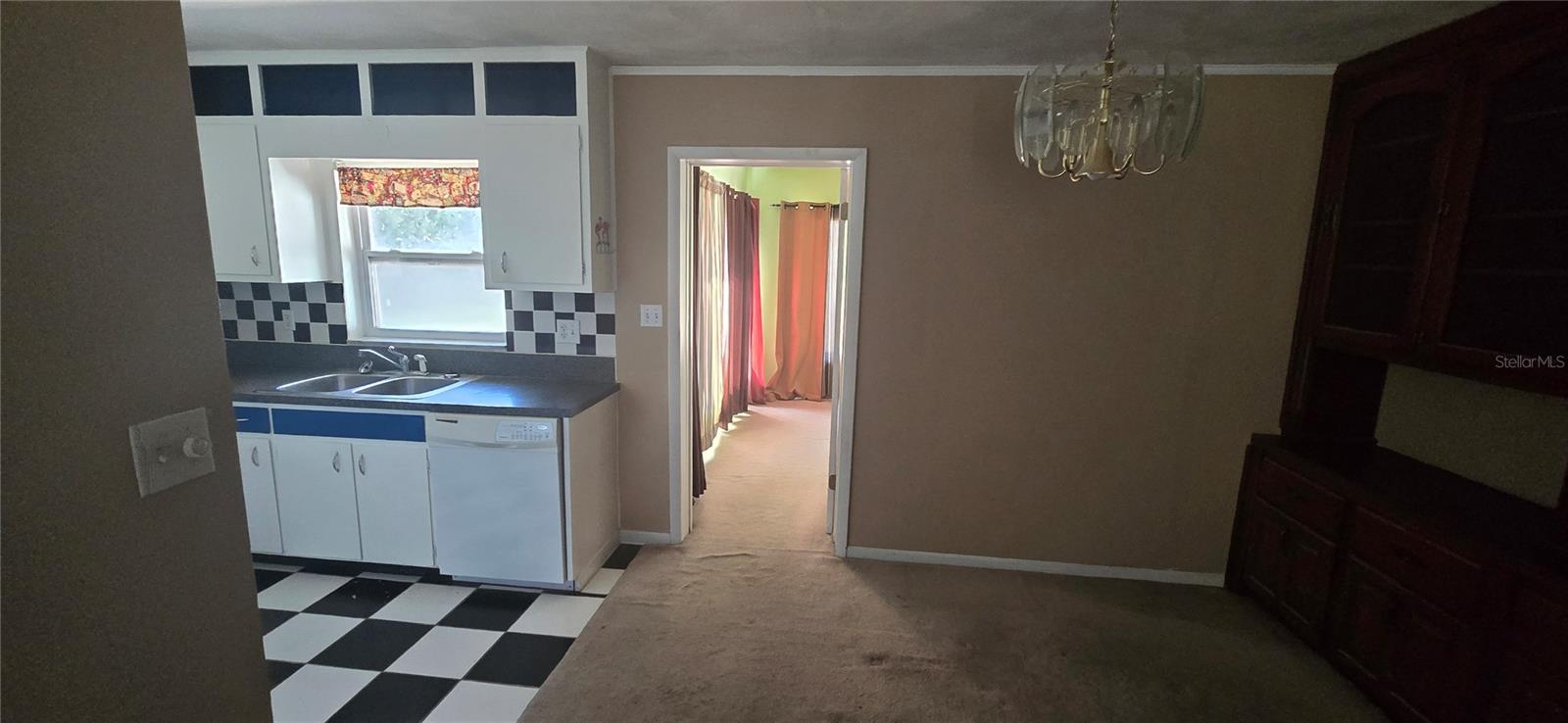 Image 23 of 31 For 5067 Mockingbird Drive