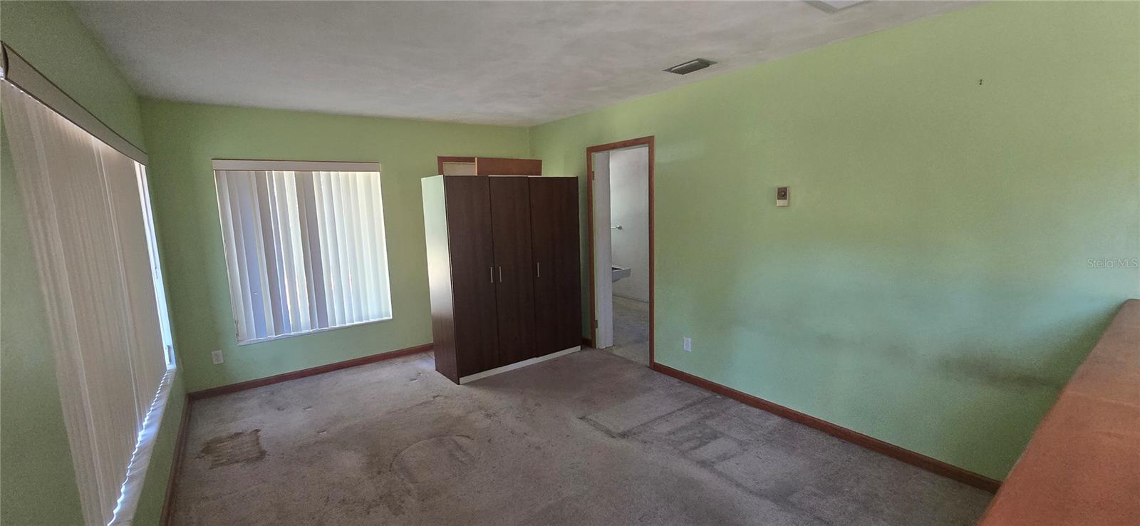 Image 26 of 31 For 5067 Mockingbird Drive