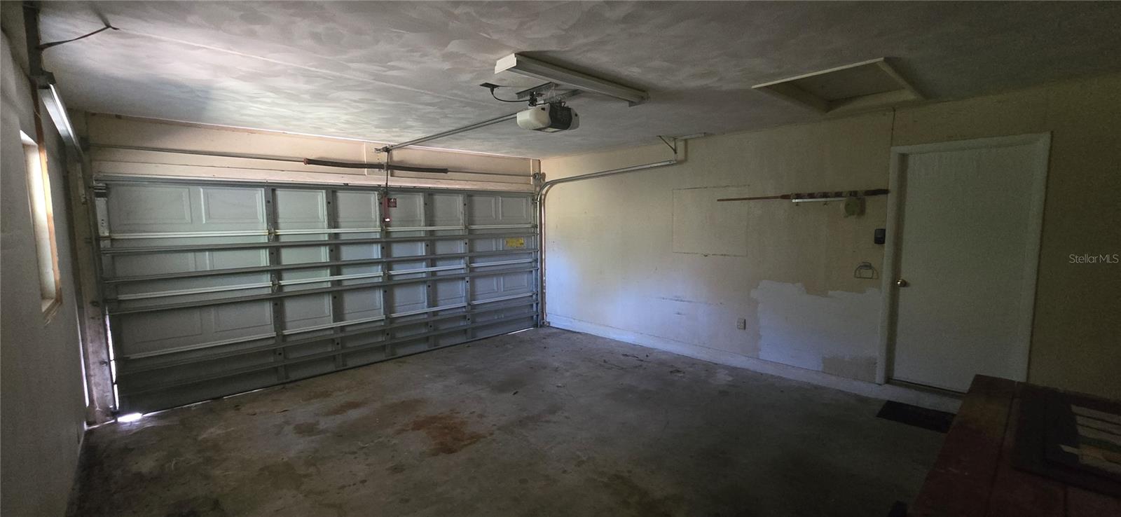 Image 9 of 31 For 5067 Mockingbird Drive