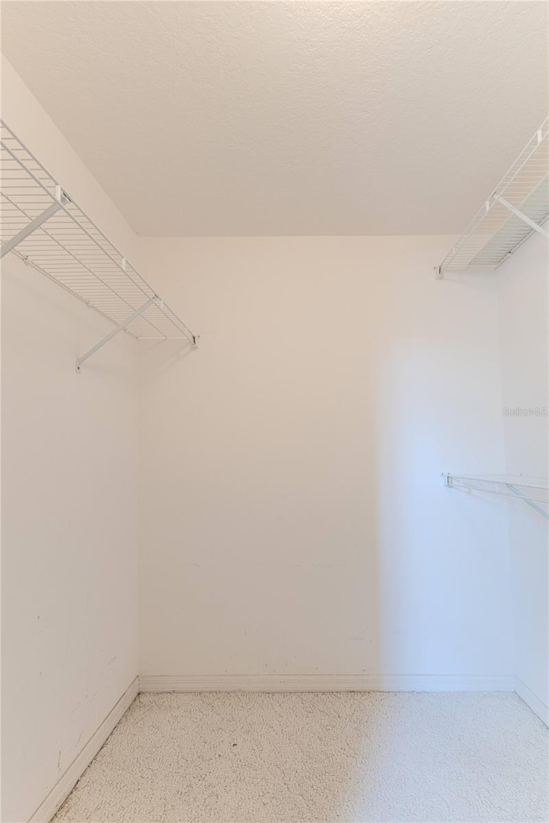 Listing photo id 39 for 15033 Middle Fairway Drive