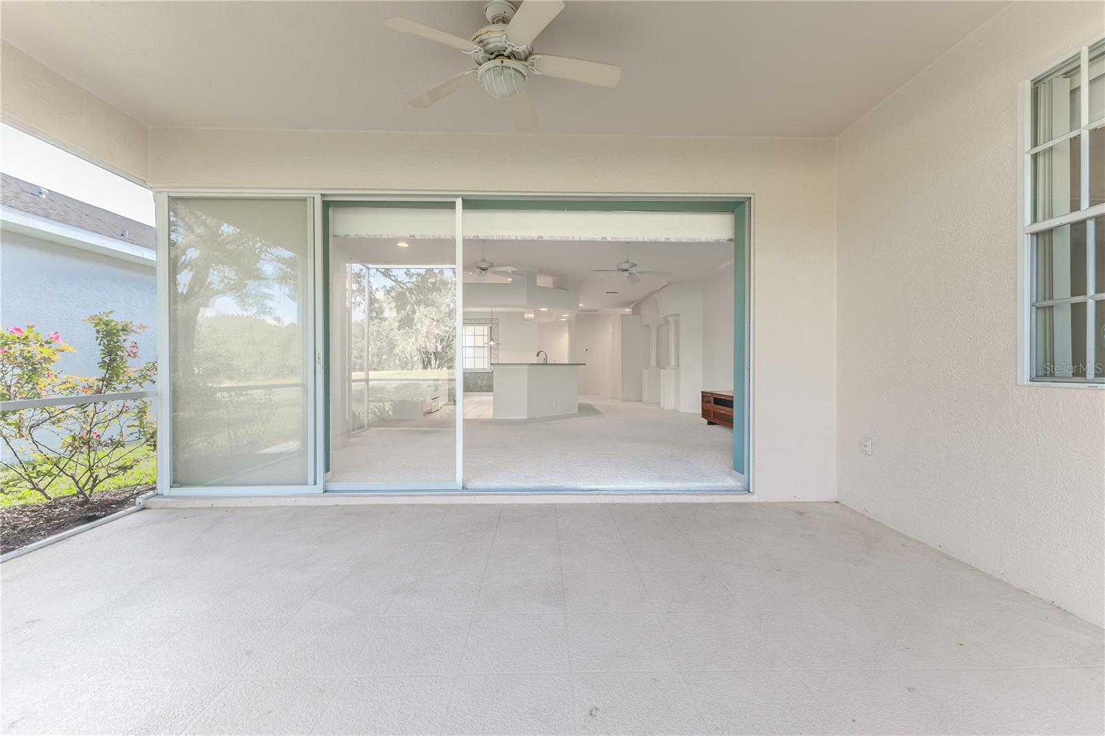 Listing photo id 44 for 15033 Middle Fairway Drive