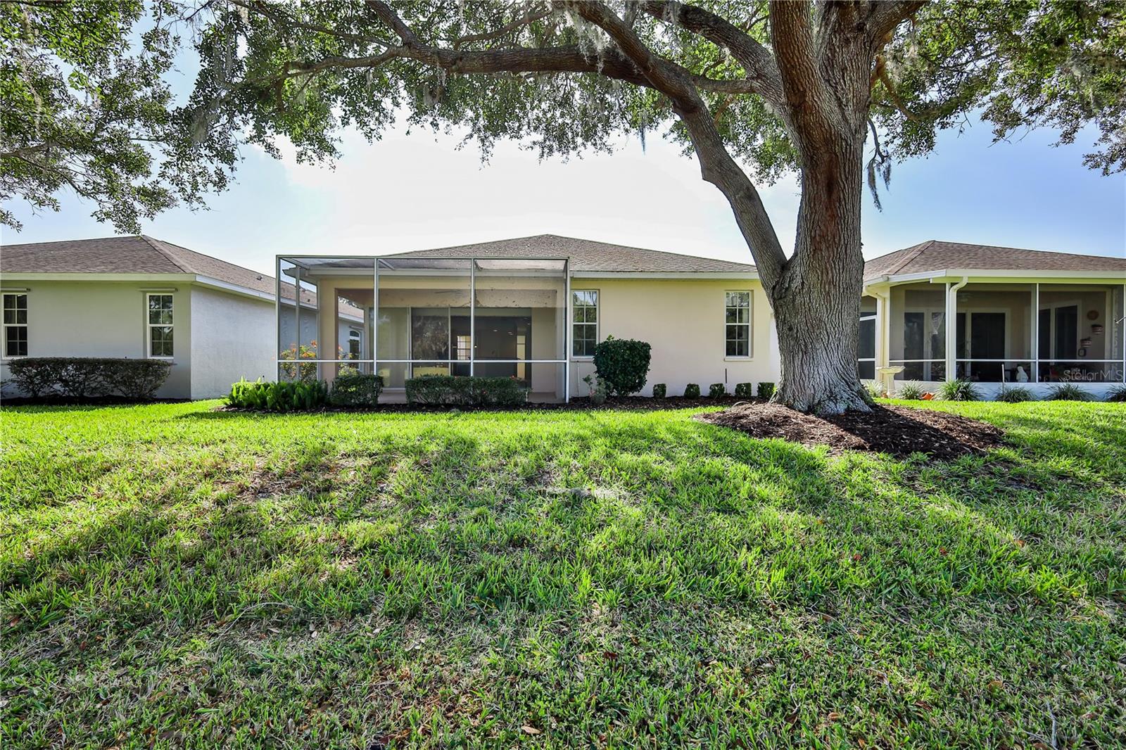Listing photo id 48 for 15033 Middle Fairway Drive