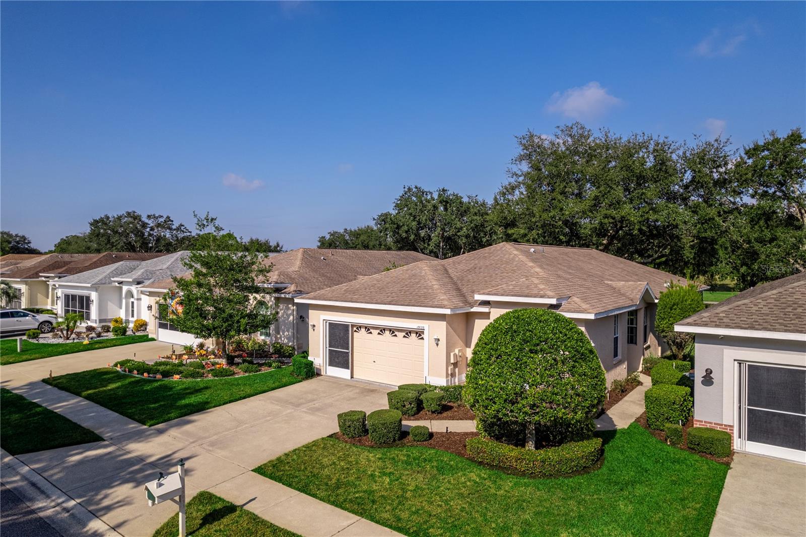 Listing photo id 4 for 15033 Middle Fairway Drive