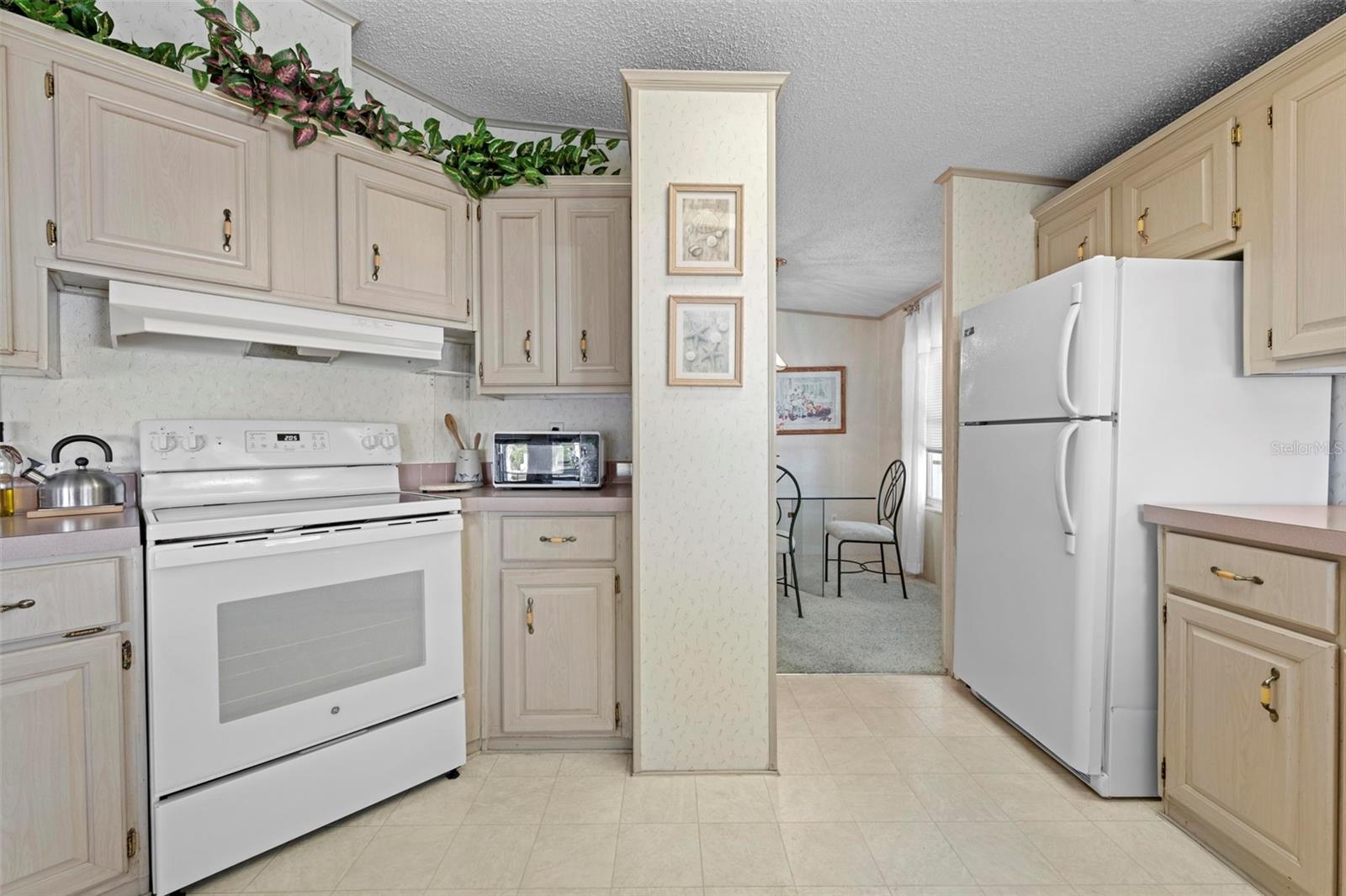 Image 14 of 36 For 5177 Forest Glenn Drive