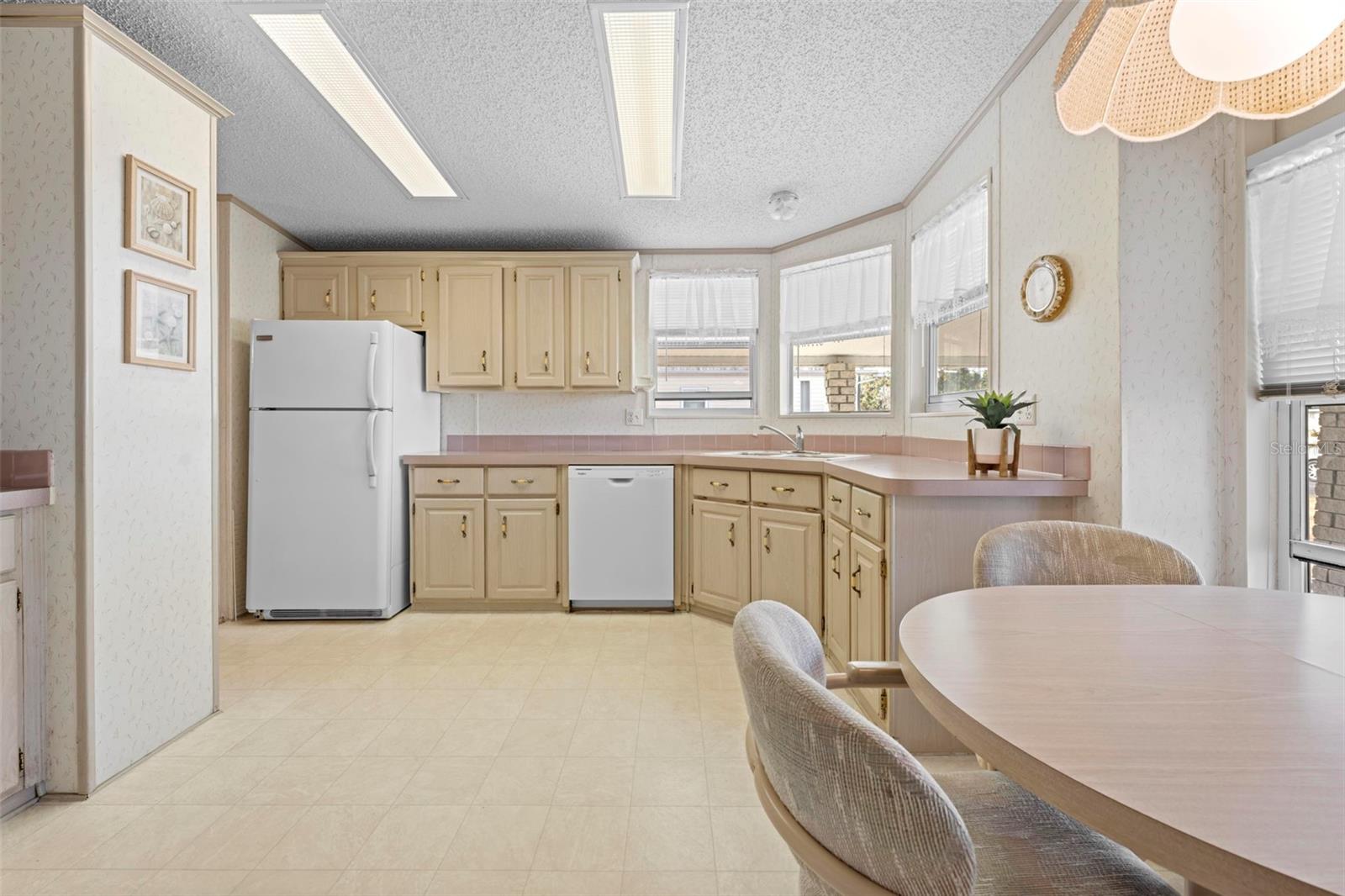 Image 17 of 36 For 5177 Forest Glenn Drive