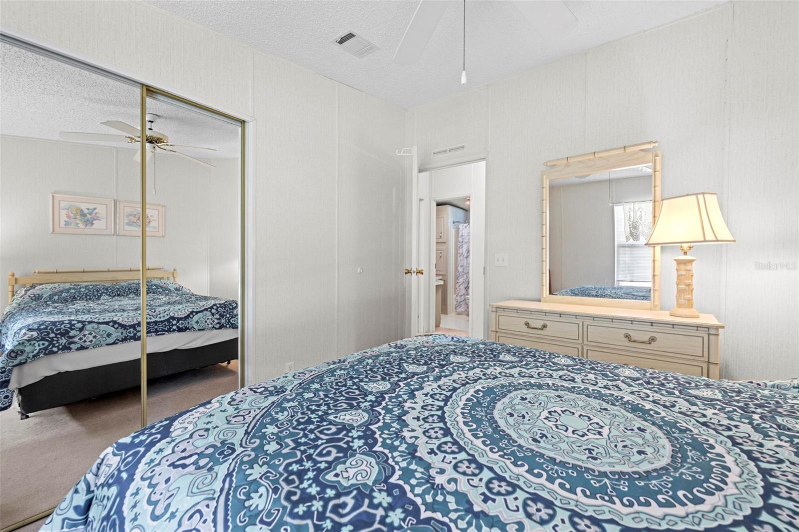 Image 26 of 36 For 5177 Forest Glenn Drive