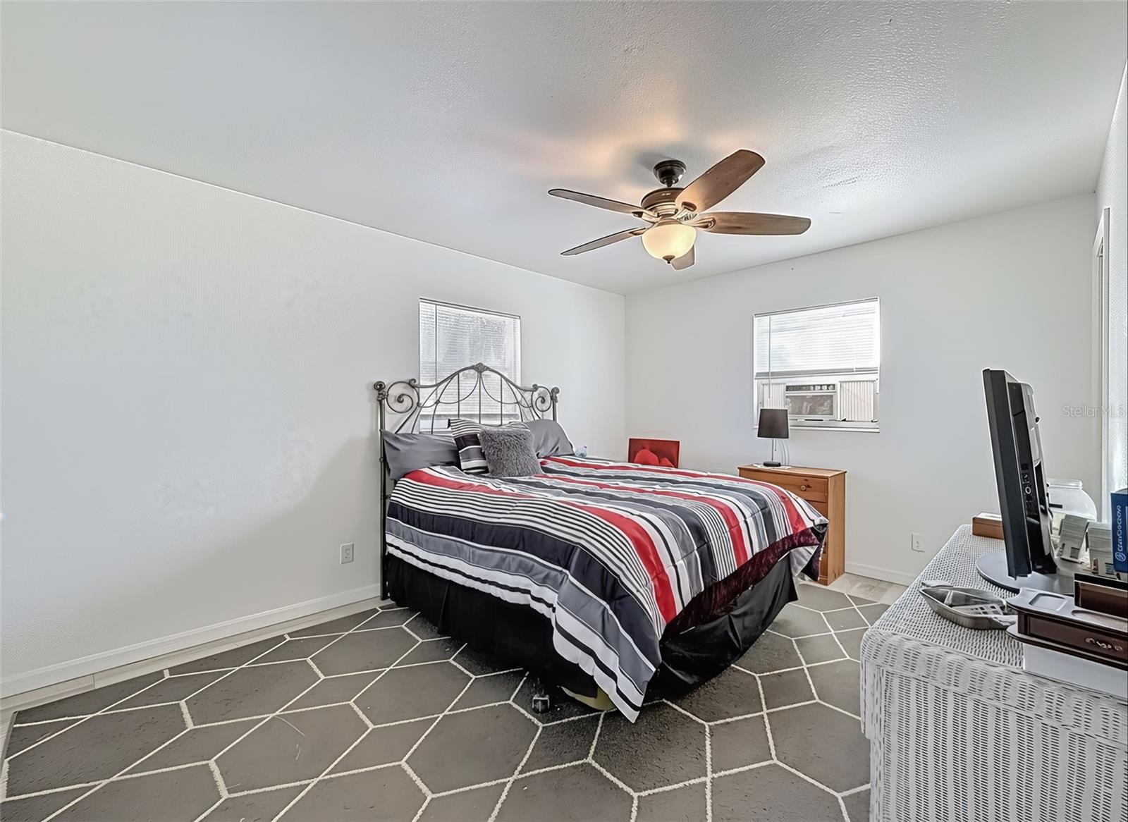 Image 16 of 33 For 6982 Sedalia Court