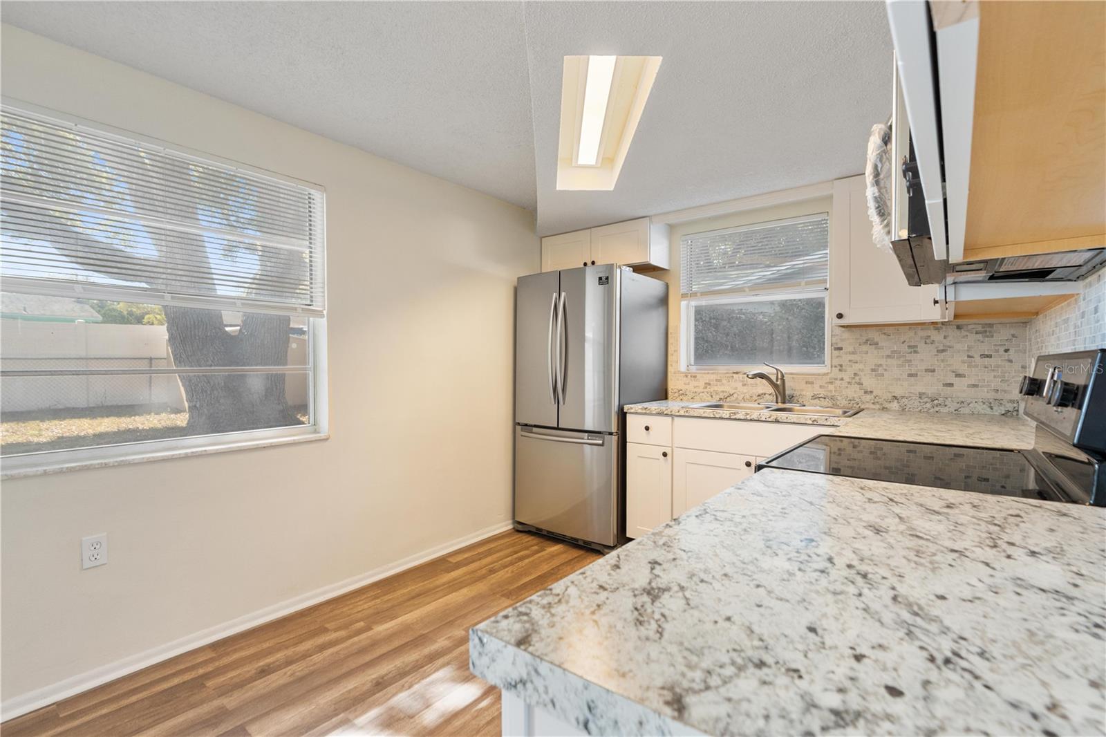 Image 9 of 27 For 7130 Fox Hollow Drive