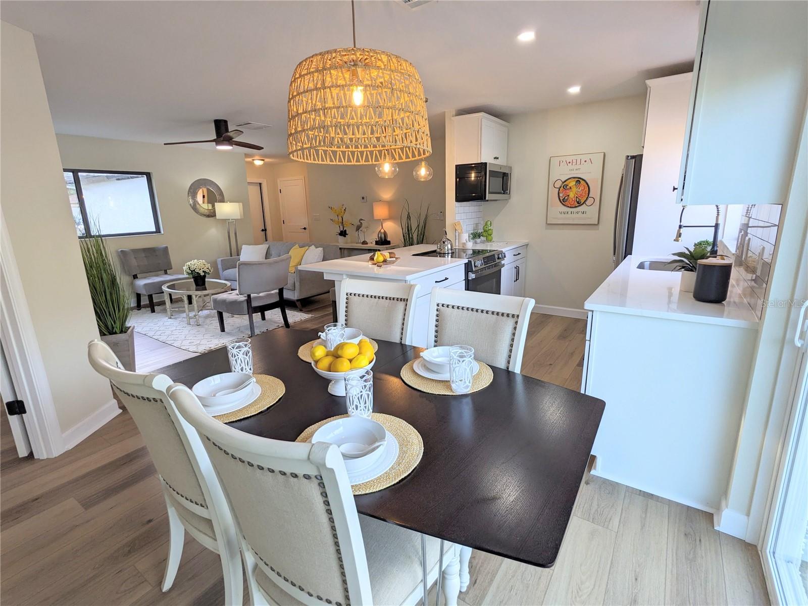 Image 11 of 34 For 780 Green Valley Road