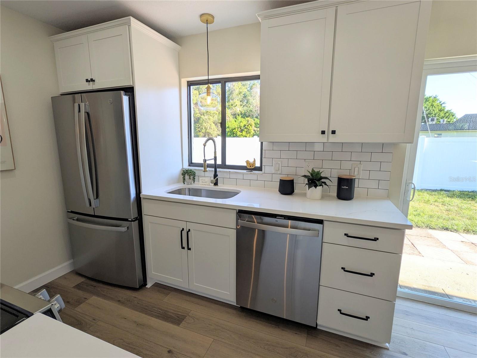 Image 9 of 34 For 780 Green Valley Road