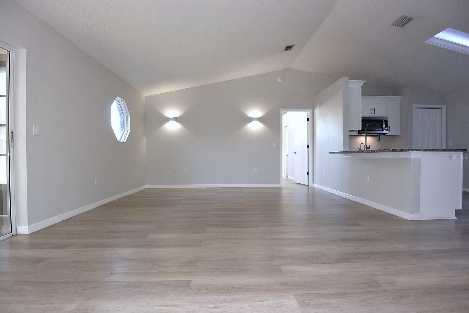 Image 6 of 33 For 8031 Gabriel Drive