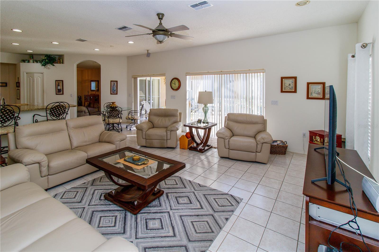 Image 20 of 48 For 2633 Timacqua Drive