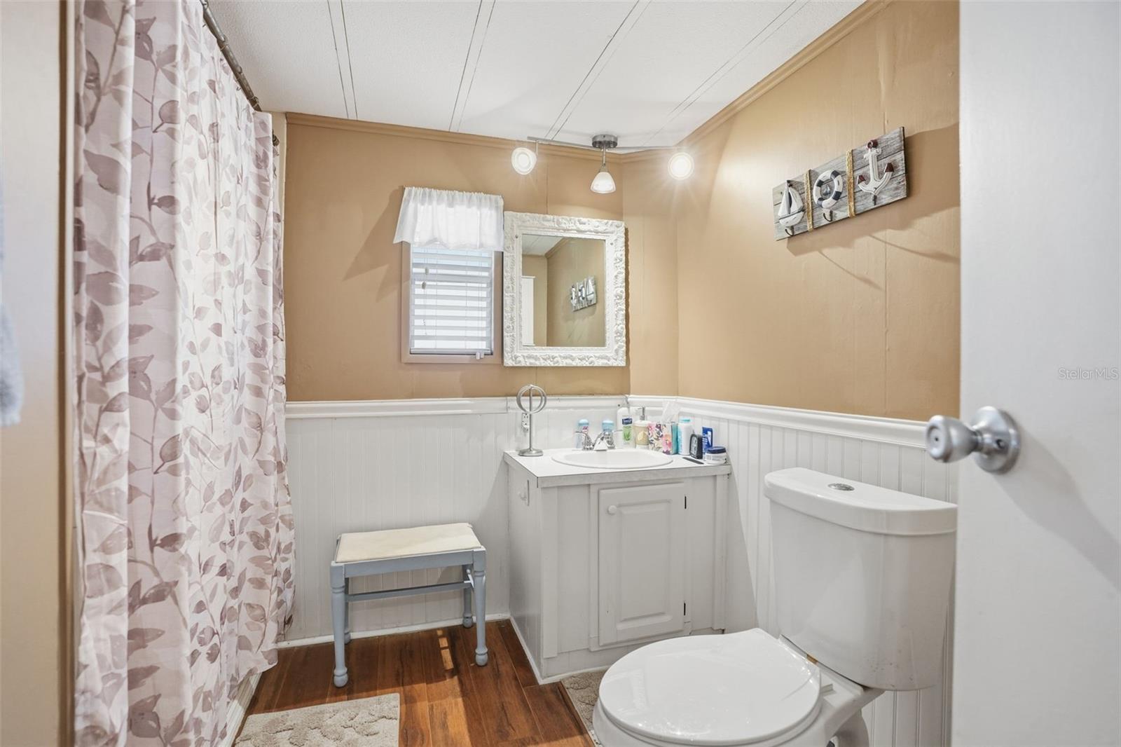 Image 27 of 40 For 7429 Morelli Avenue