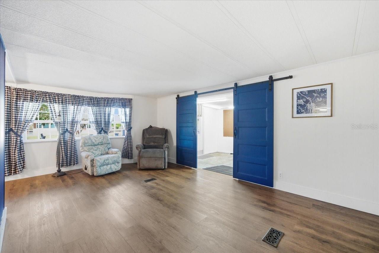 Image 11 of 53 For 8006 Montrose Avenue