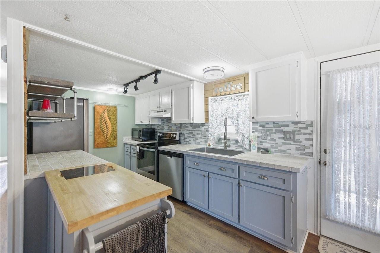 Image 3 of 53 For 8006 Montrose Avenue