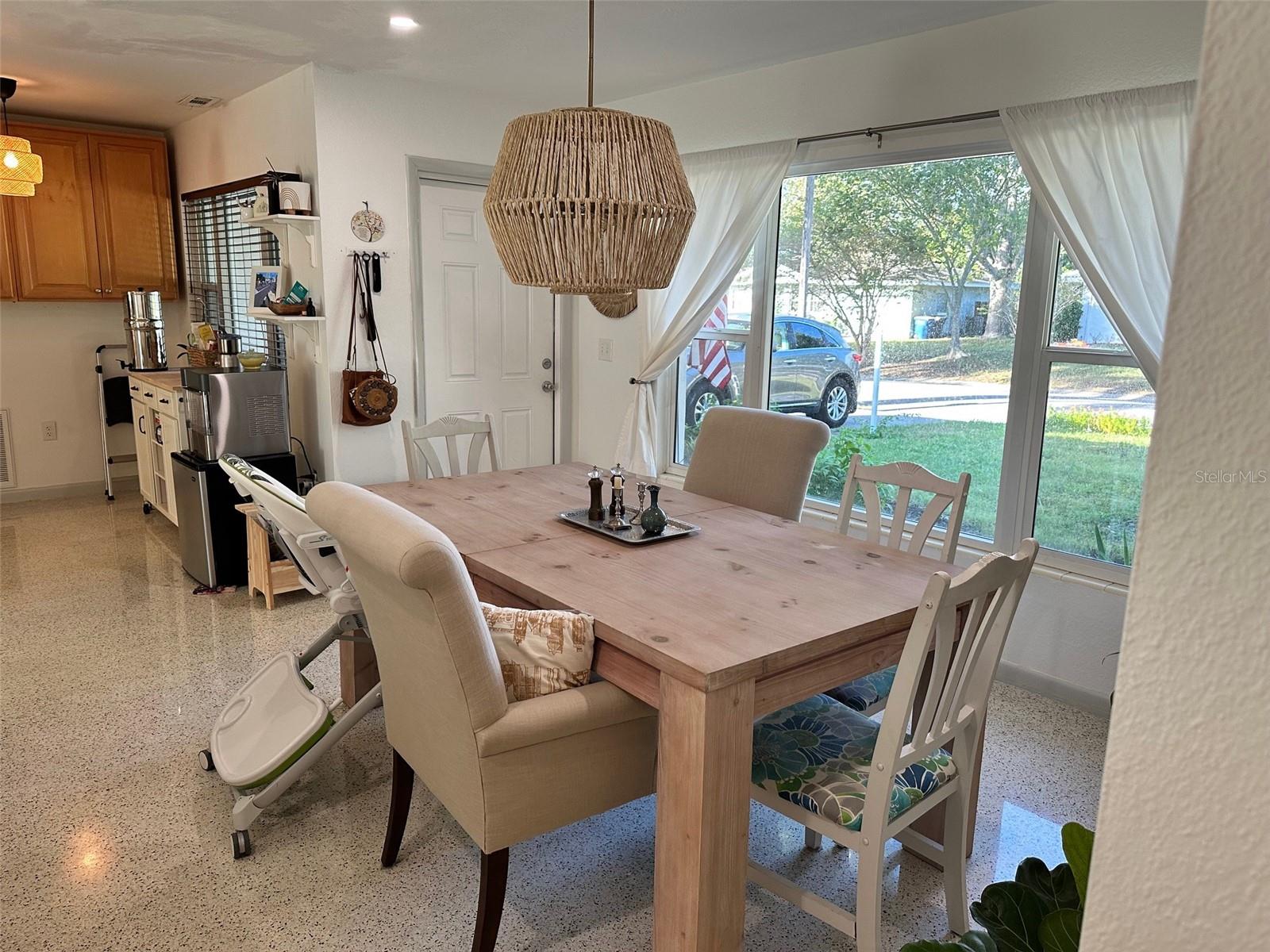 Image 5 of 12 For 815 Woodley Road