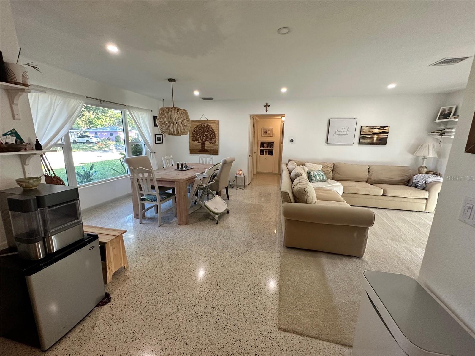 Image 7 of 12 For 815 Woodley Road