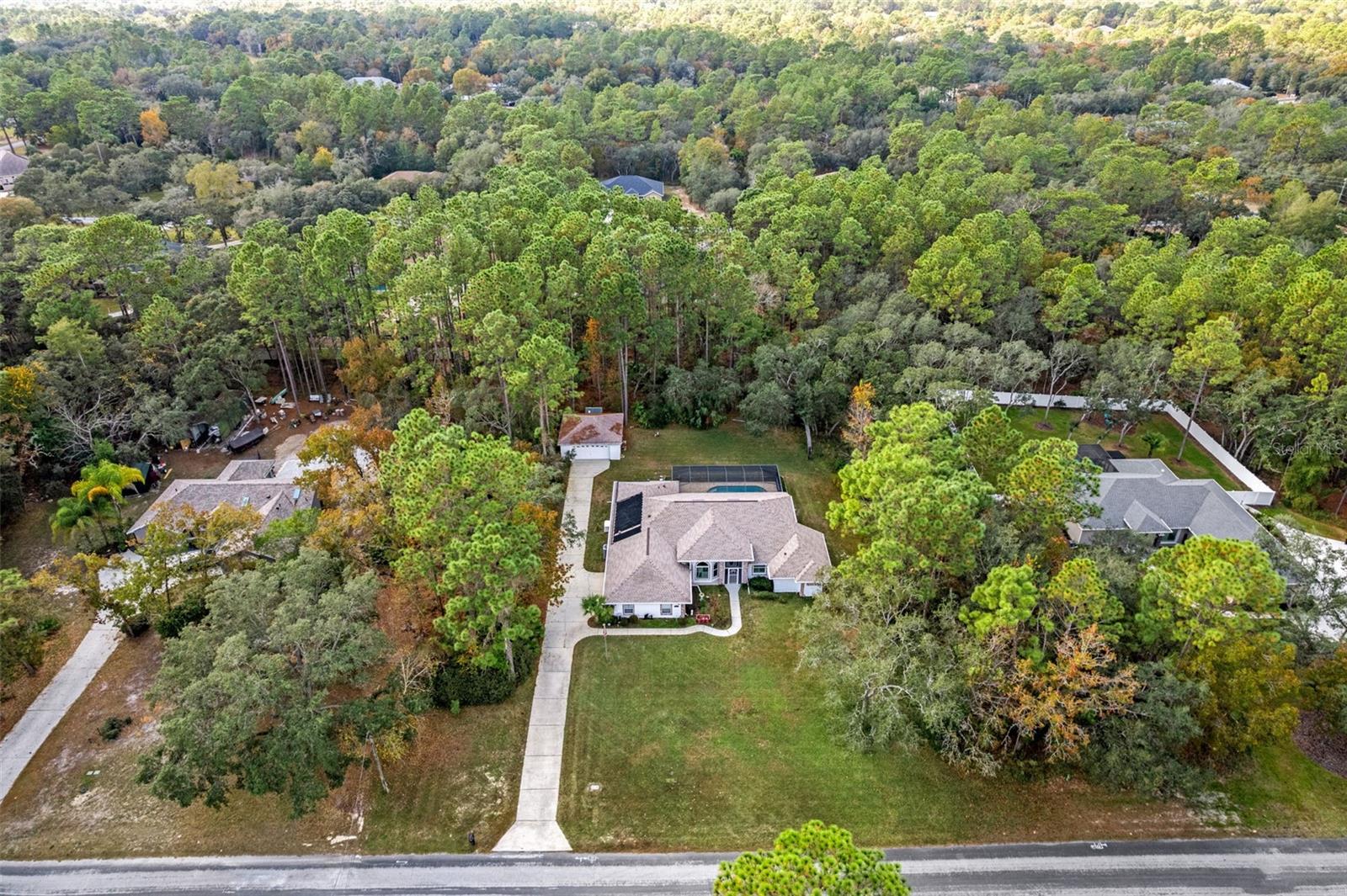 Image 2 of 55 For 5554 Lamp Post Drive