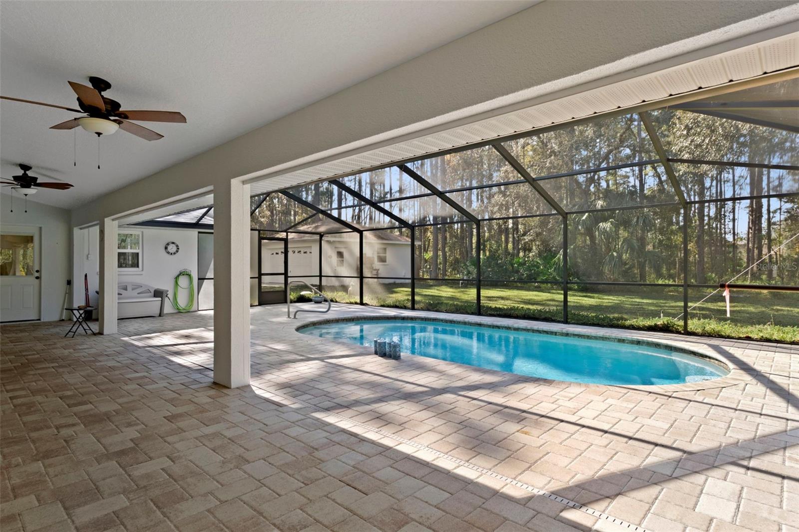 Image 42 of 55 For 5554 Lamp Post Drive