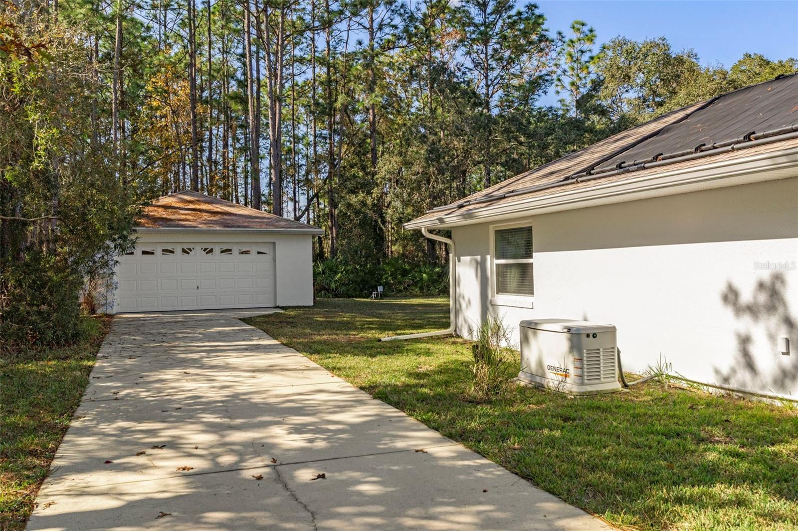 Image 44 of 55 For 5554 Lamp Post Drive