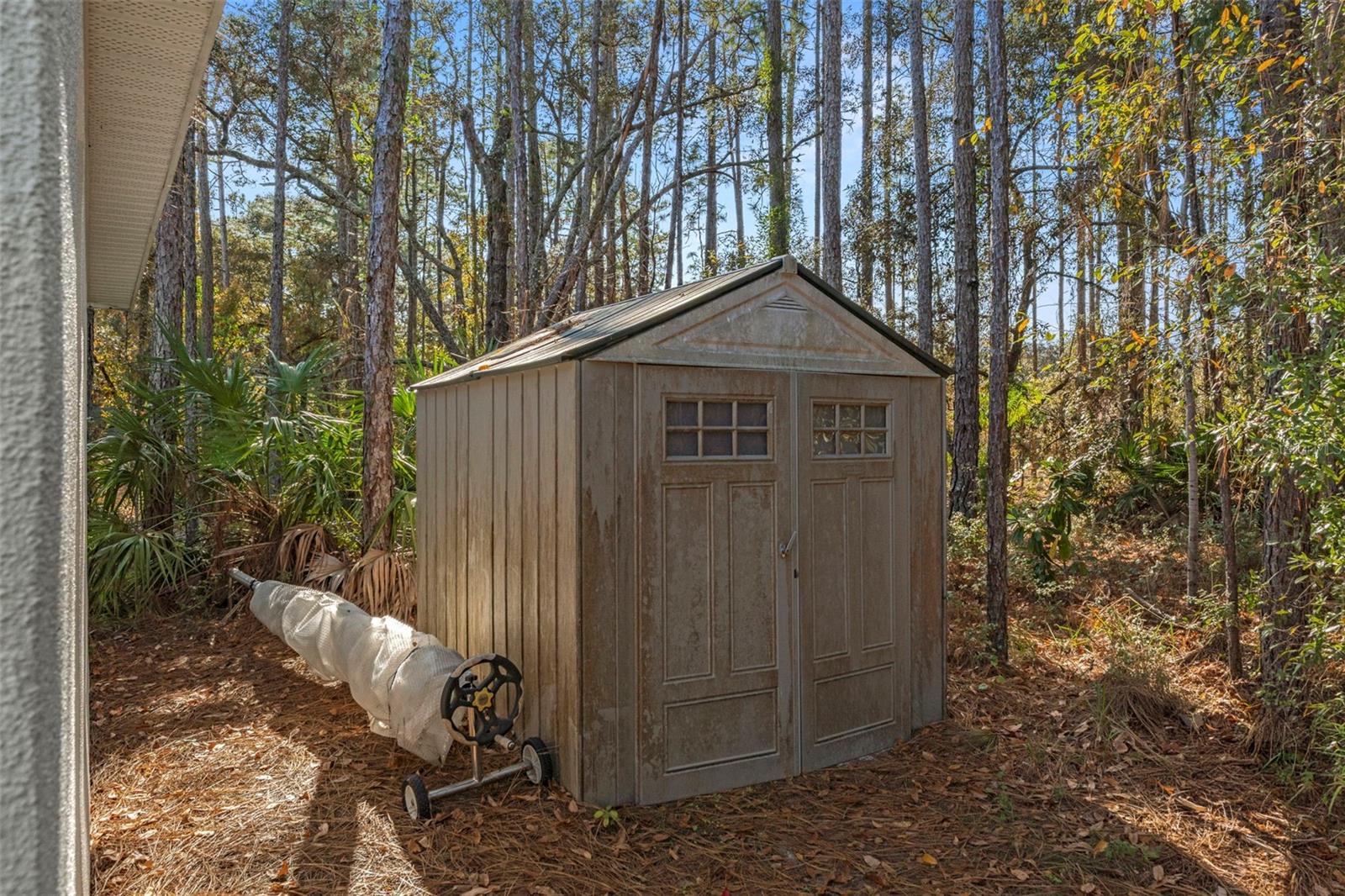 Image 49 of 55 For 5554 Lamp Post Drive