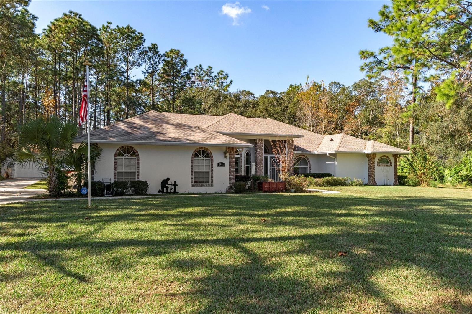 Image 53 of 55 For 5554 Lamp Post Drive