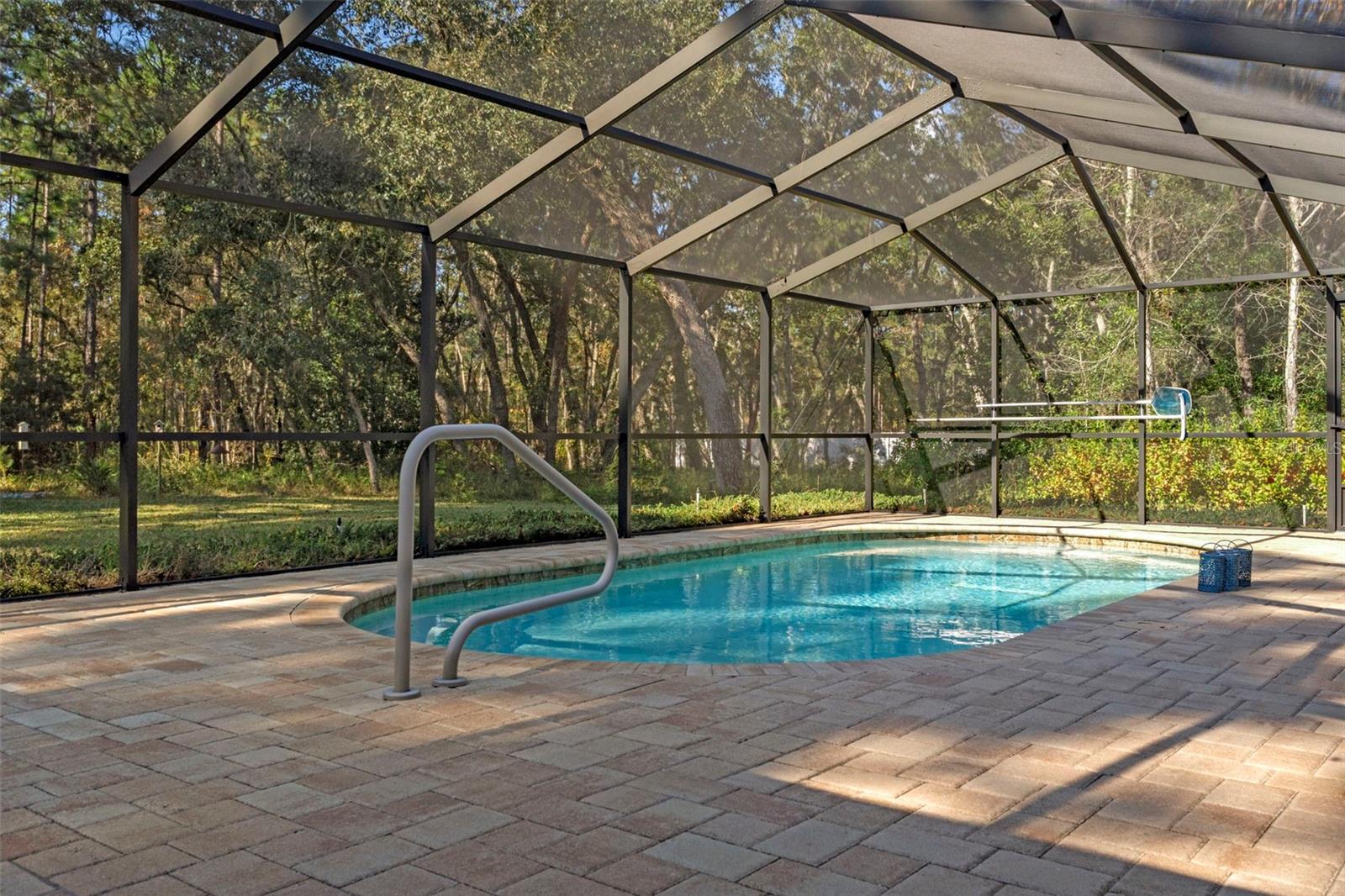 Image 9 of 55 For 5554 Lamp Post Drive