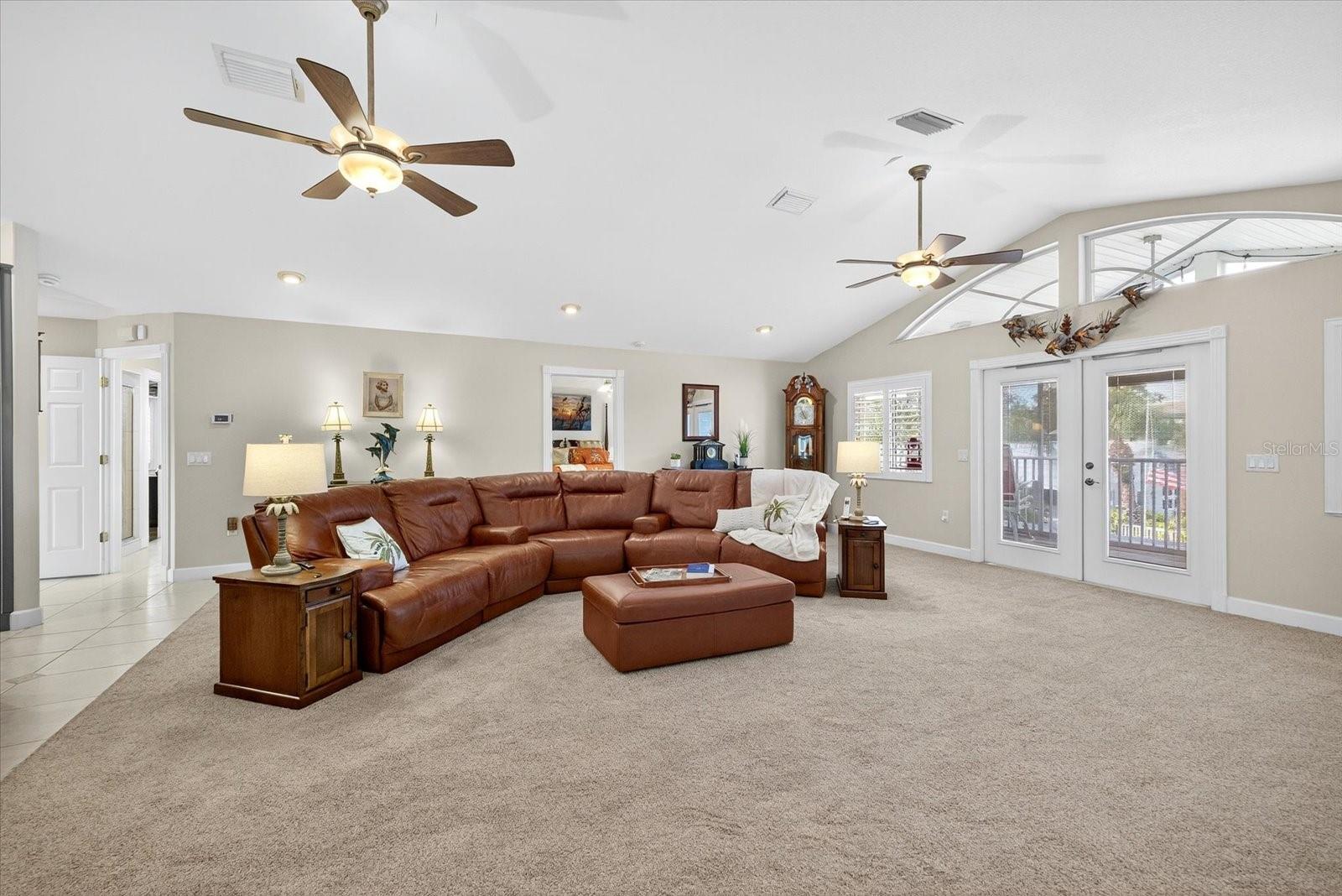 Image 13 of 93 For 4141 Perry Place