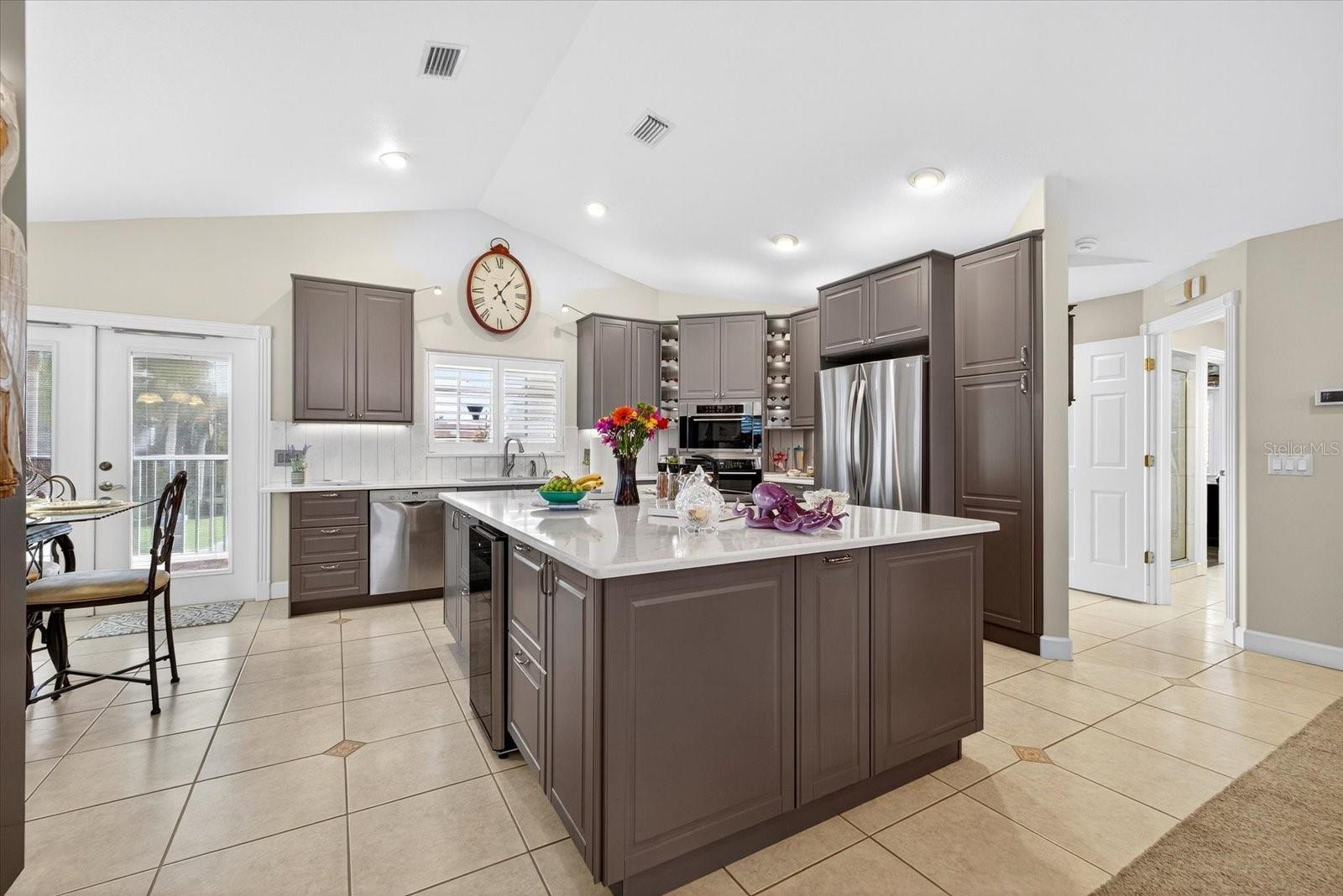 Image 19 of 93 For 4141 Perry Place