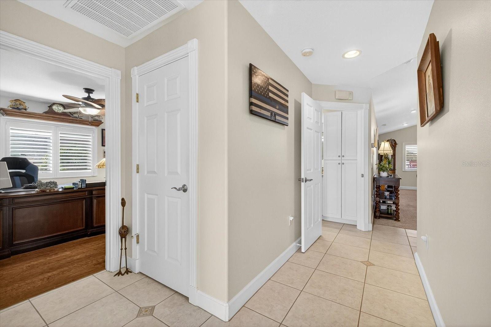 Image 25 of 93 For 4141 Perry Place