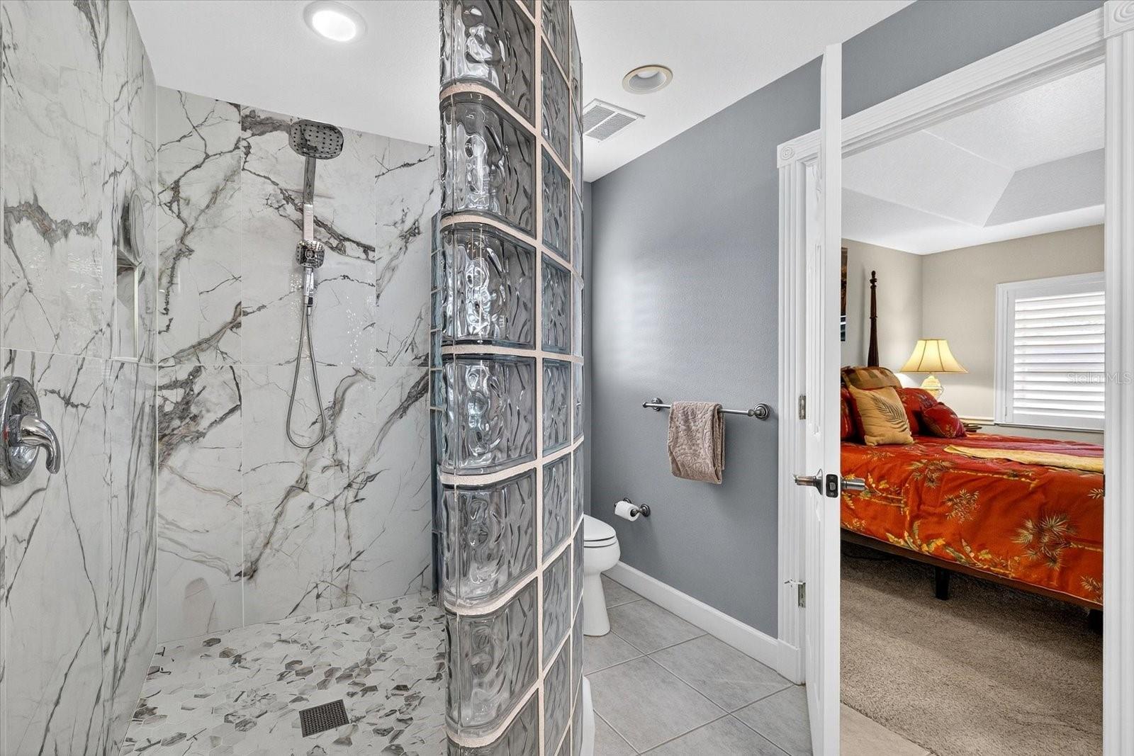 Image 33 of 93 For 4141 Perry Place