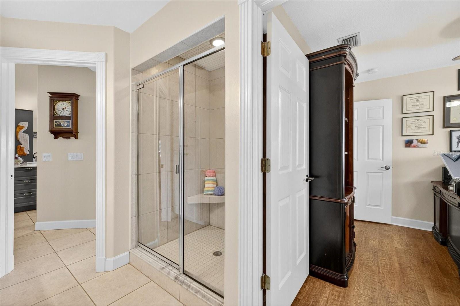 Image 39 of 93 For 4141 Perry Place