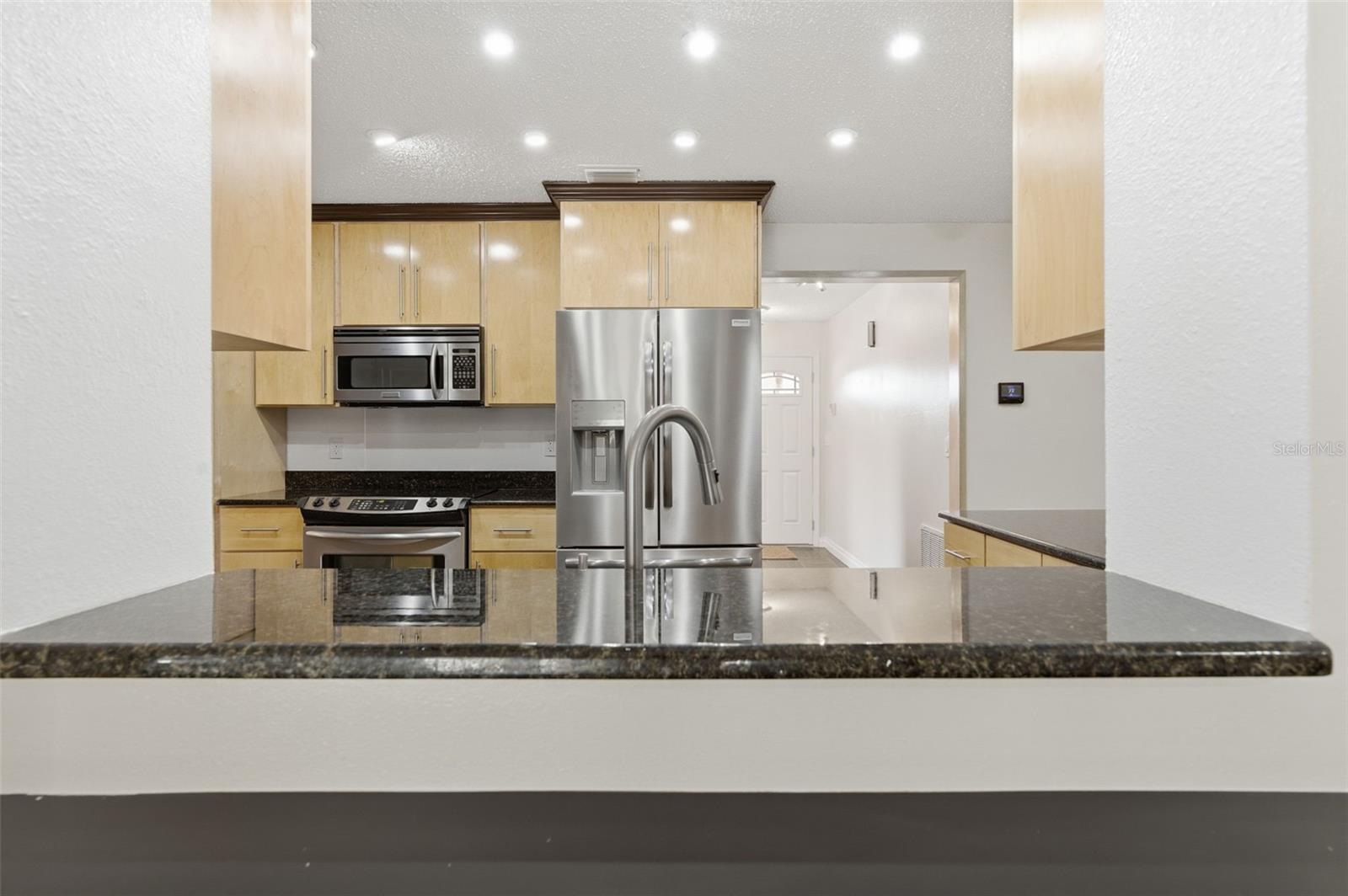 Listing photo id 35 for 8123 River Country Drive