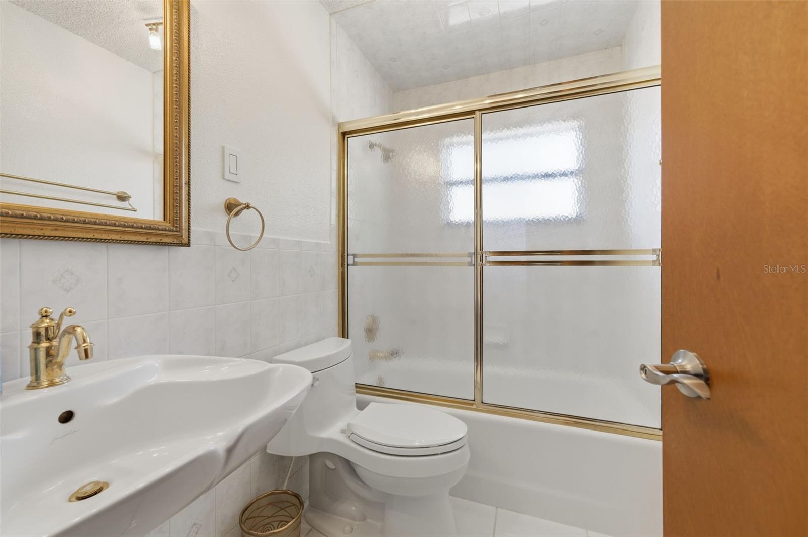 Listing photo id 47 for 8123 River Country Drive