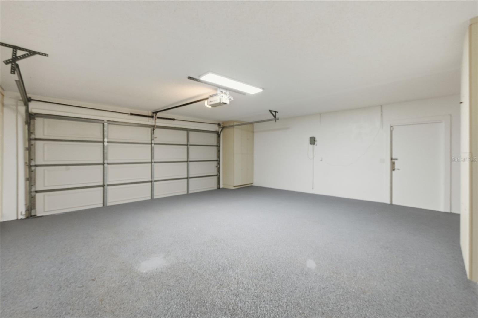 Listing photo id 7 for 8123 River Country Drive