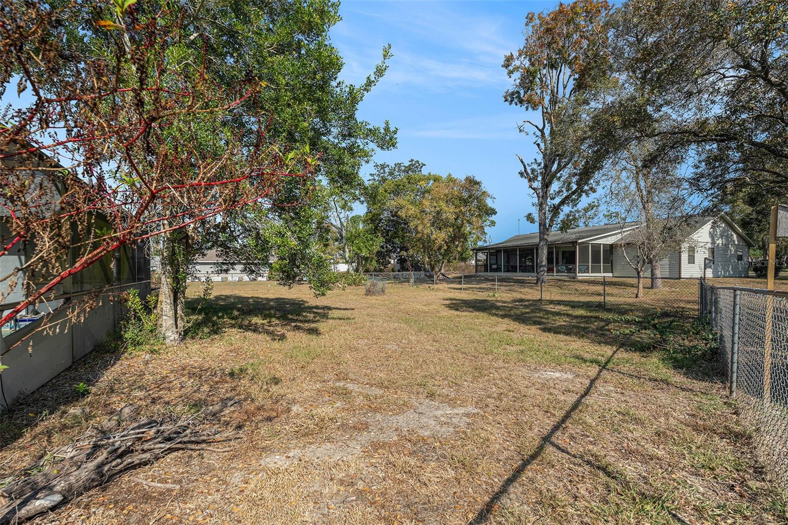 Image 18 of 19 For 13445 Banner Road