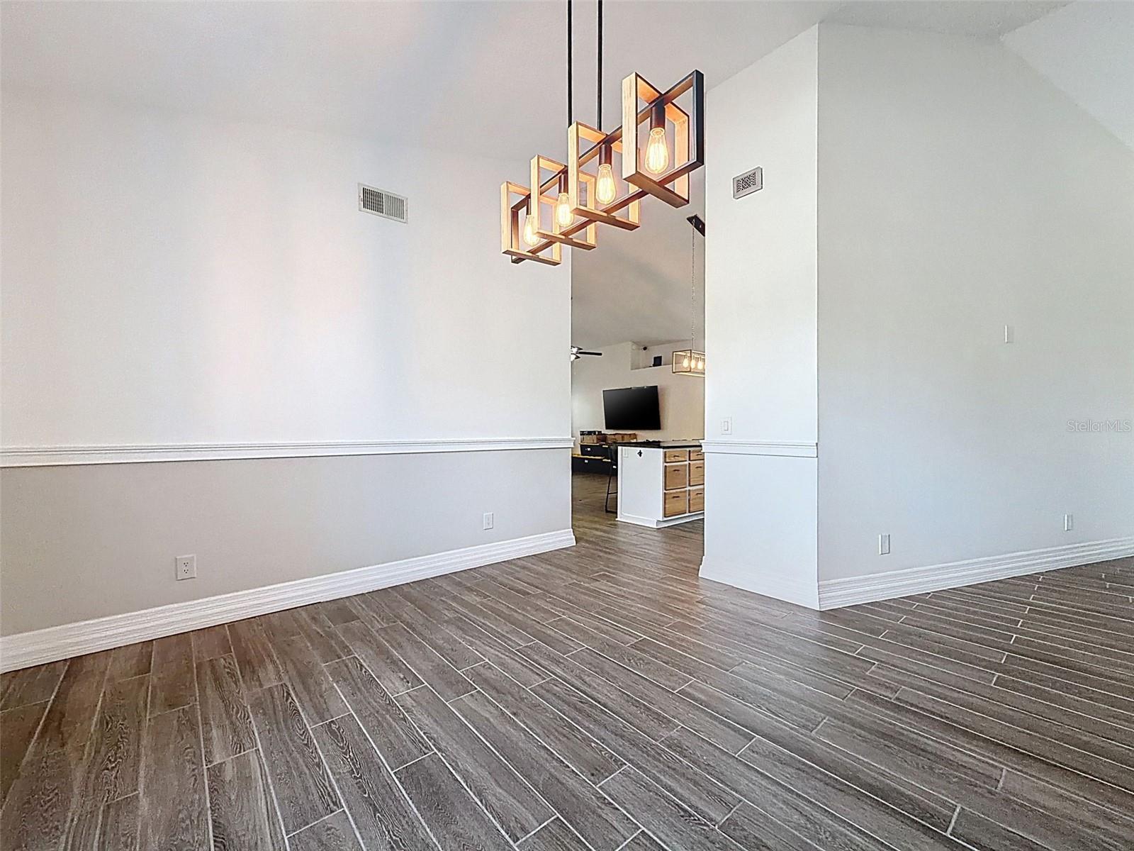 Image 11 of 80 For 11 Maidenbush Court E