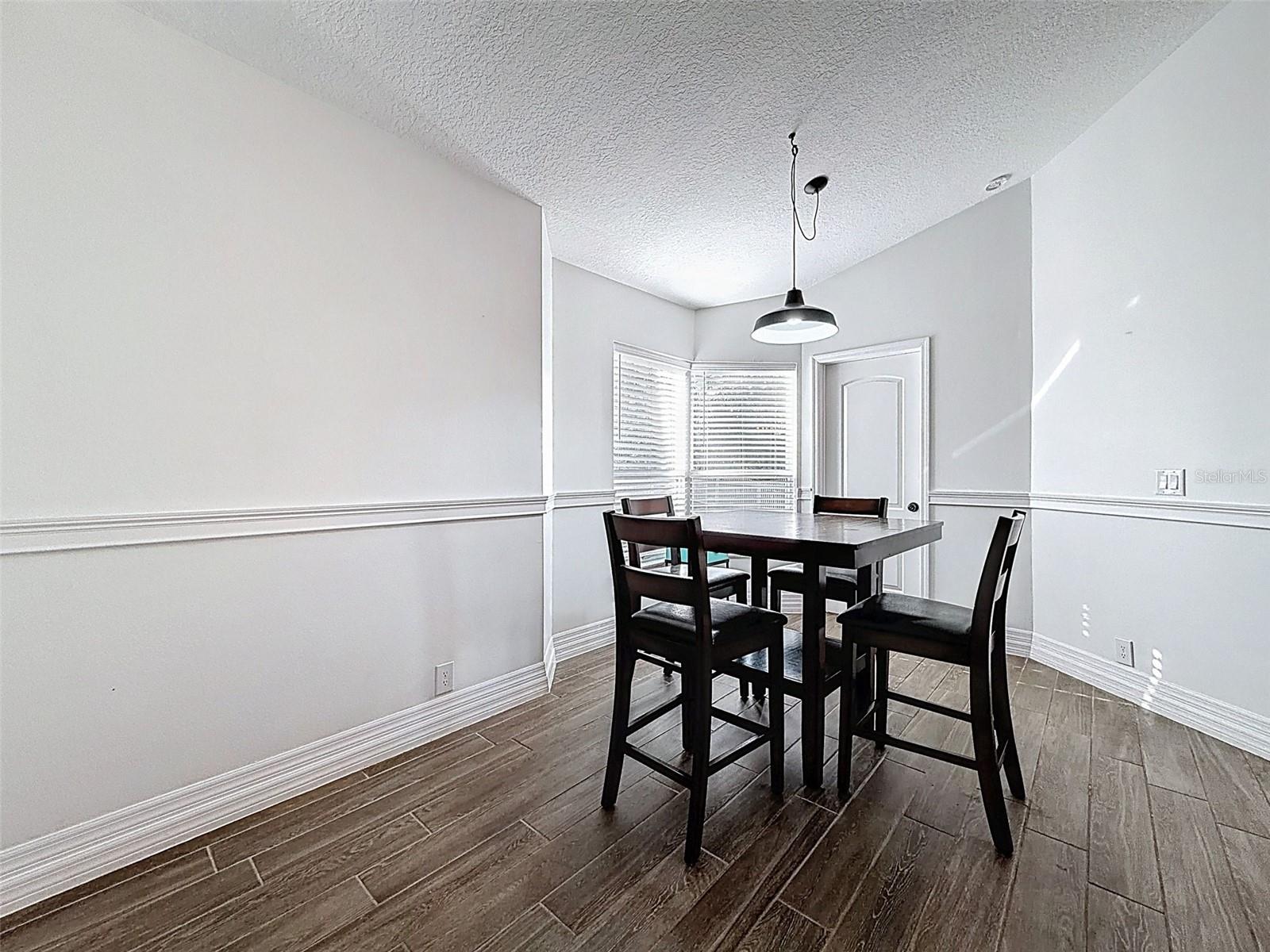 Image 45 of 80 For 11 Maidenbush Court E