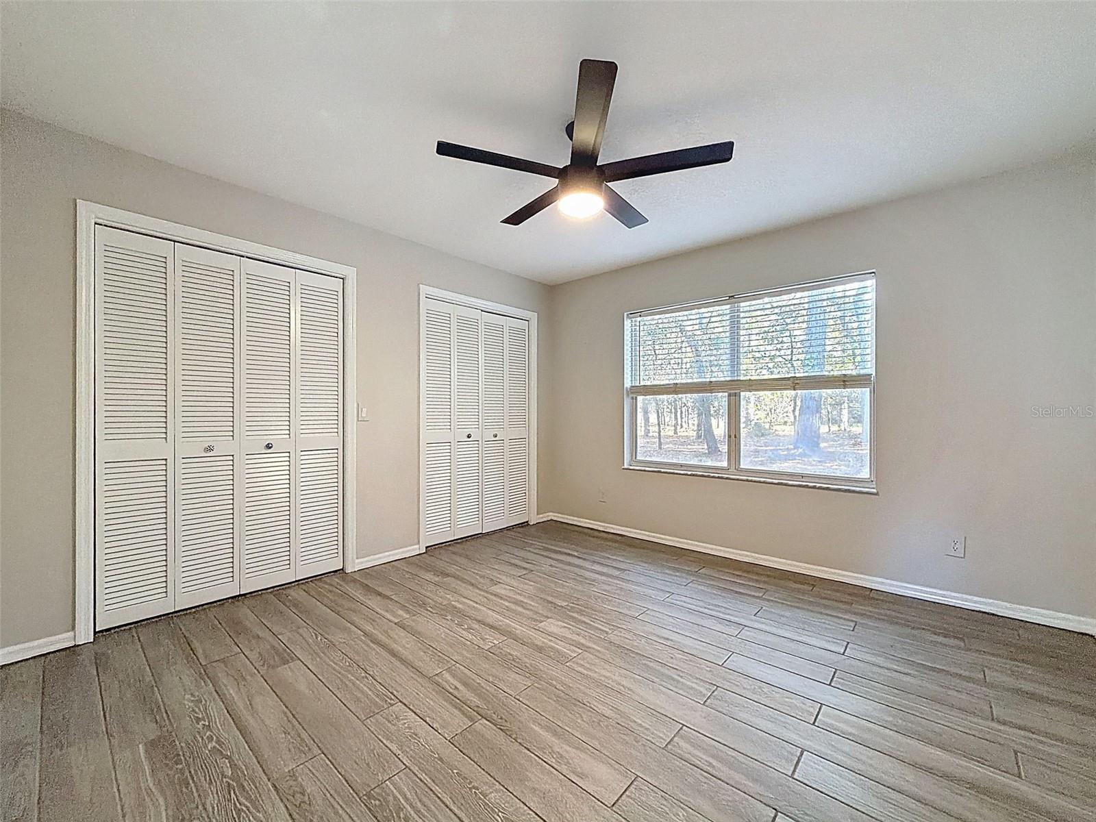 Image 49 of 80 For 11 Maidenbush Court E