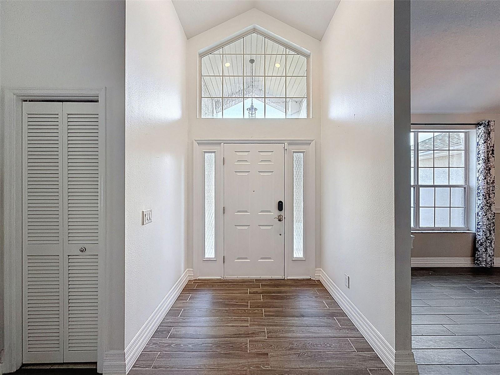 Image 5 of 80 For 11 Maidenbush Court E