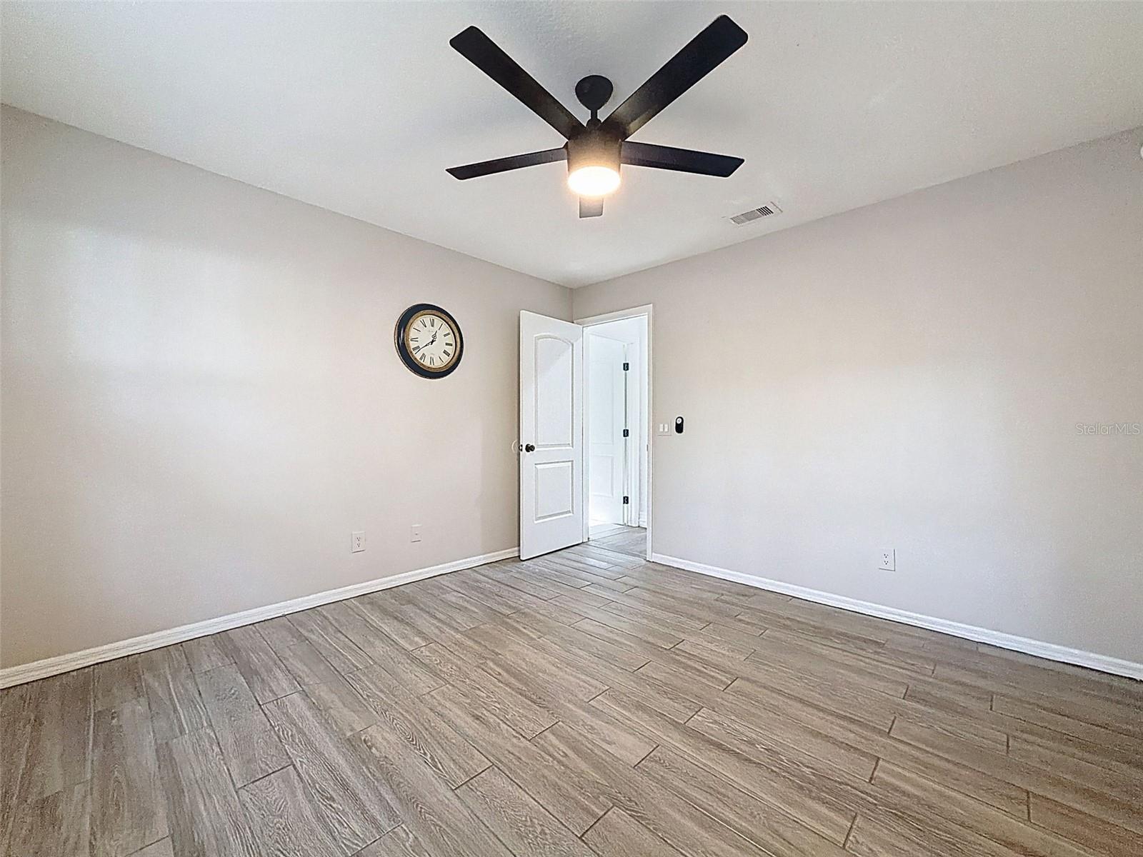 Image 50 of 80 For 11 Maidenbush Court E