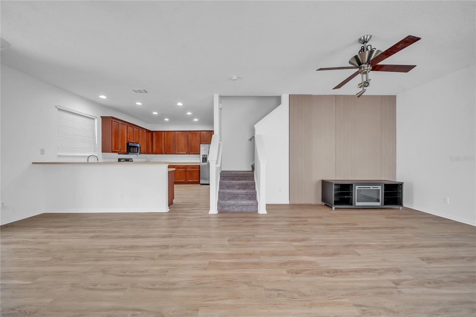 Image 2 of 69 For 17446 Queensland Street