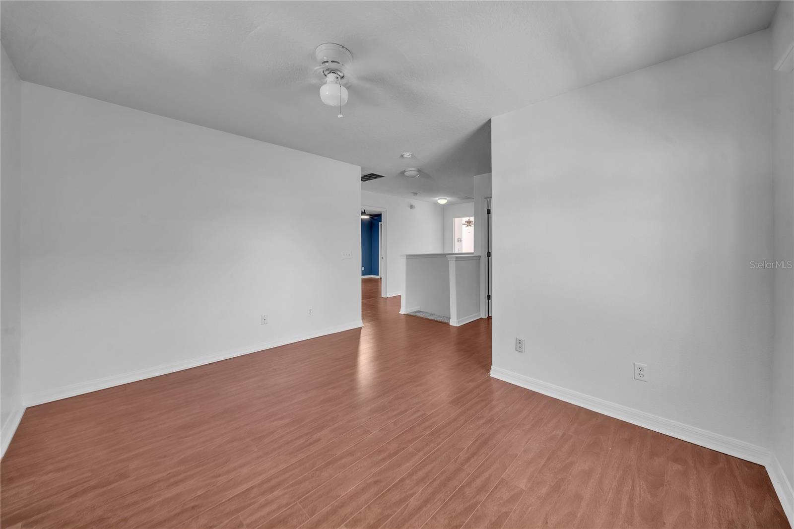 Image 37 of 69 For 17446 Queensland Street