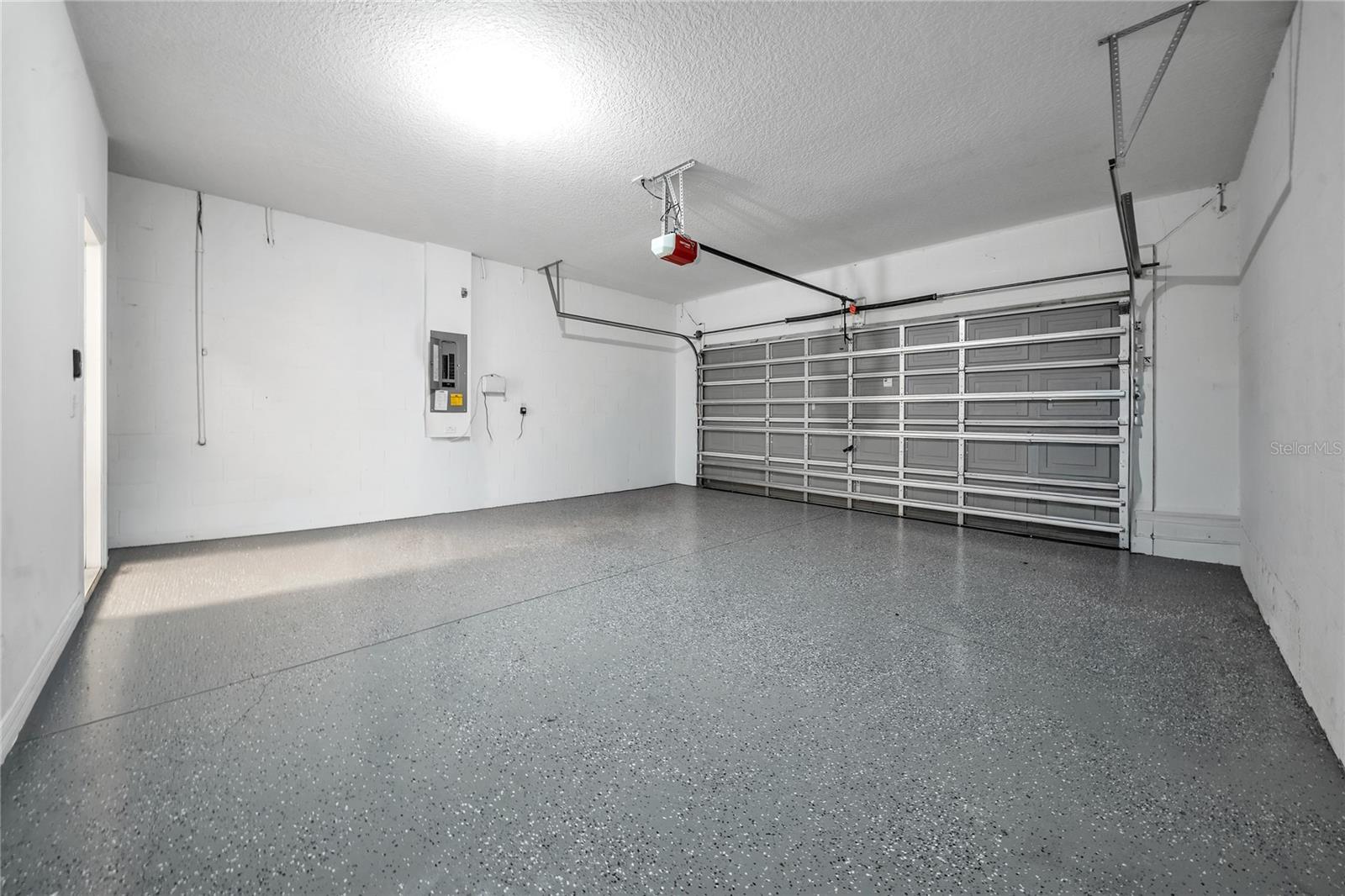 Image 47 of 69 For 17446 Queensland Street