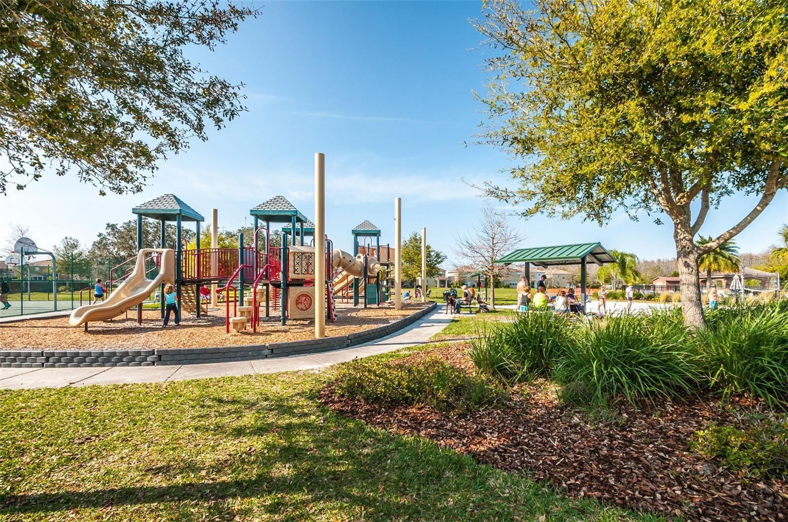 Image 60 of 69 For 17446 Queensland Street