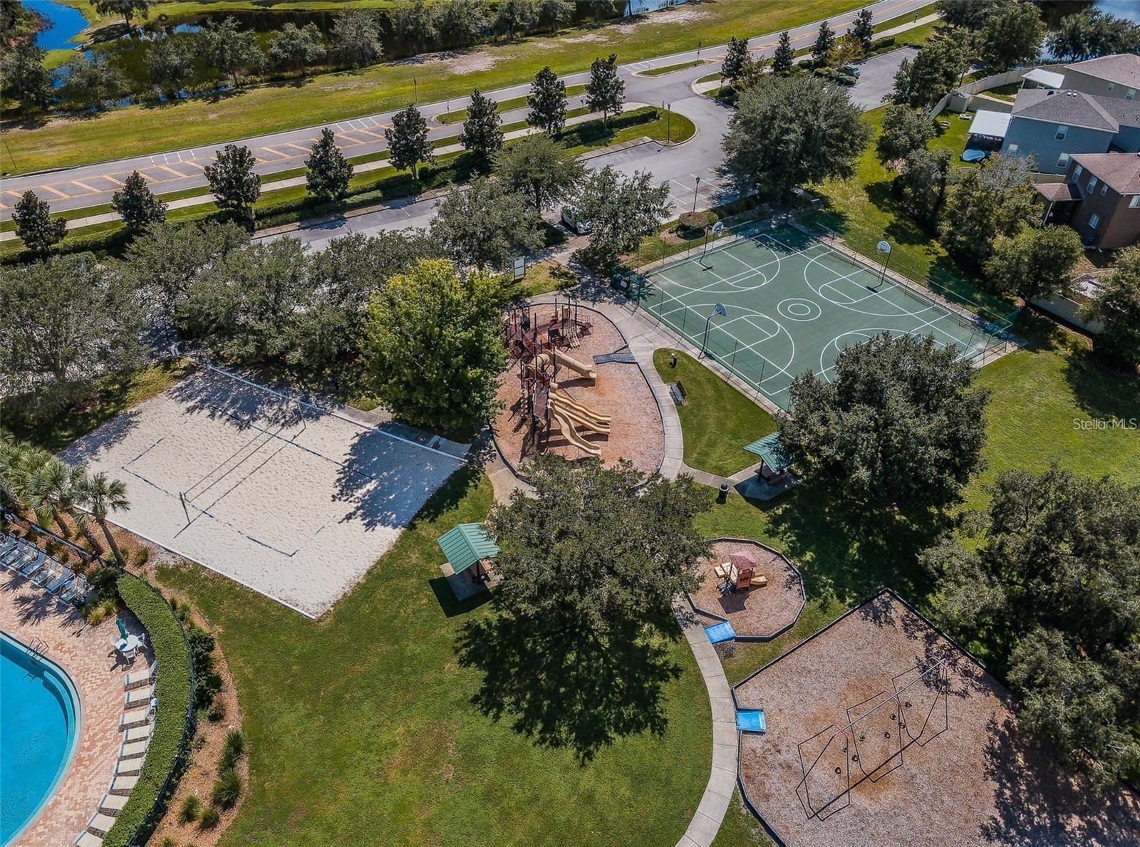 Image 63 of 69 For 17446 Queensland Street