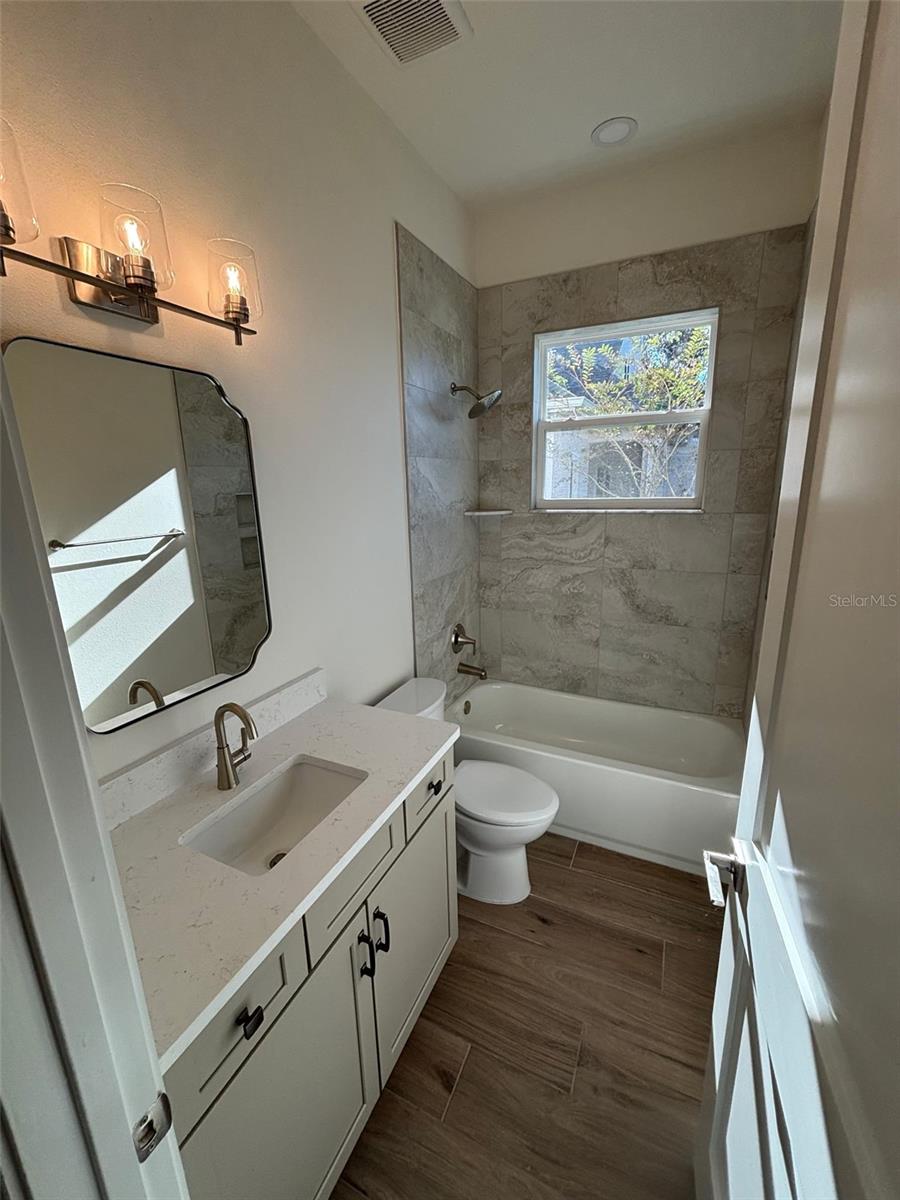 Image 14 of 15 For 19474 Mossy Oak Court